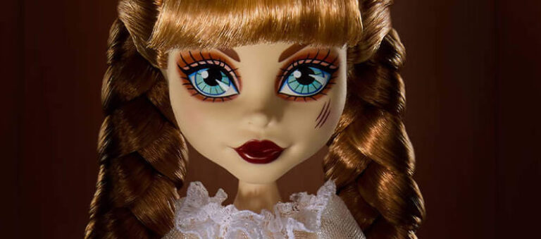 Mattel lance la nouvelle poupée Annabelle Skullector la semaine prochaine