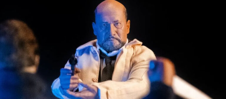 La figurine d&rsquo;action « Halloween » du Dr Loomis sortira en janvier prochain