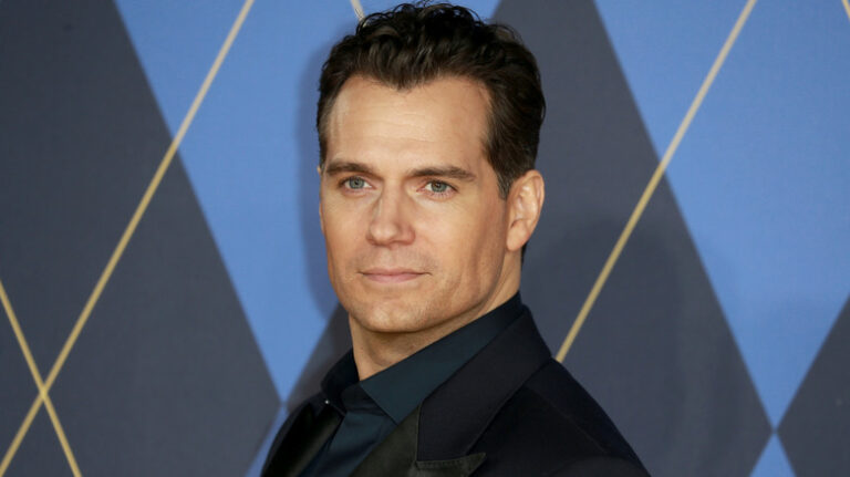 10 meilleurs films et émissions de télévision d'Henry Cavill classés