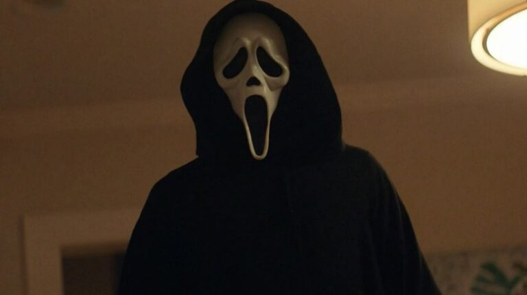 Le Ghostface le plus choquant de Scream révélé de 1996 à aujourd'hui, classé