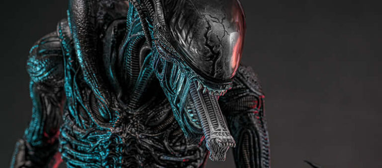 Hot Toys révèle la figurine xénomorphe brûlée d'Alien : Romulus