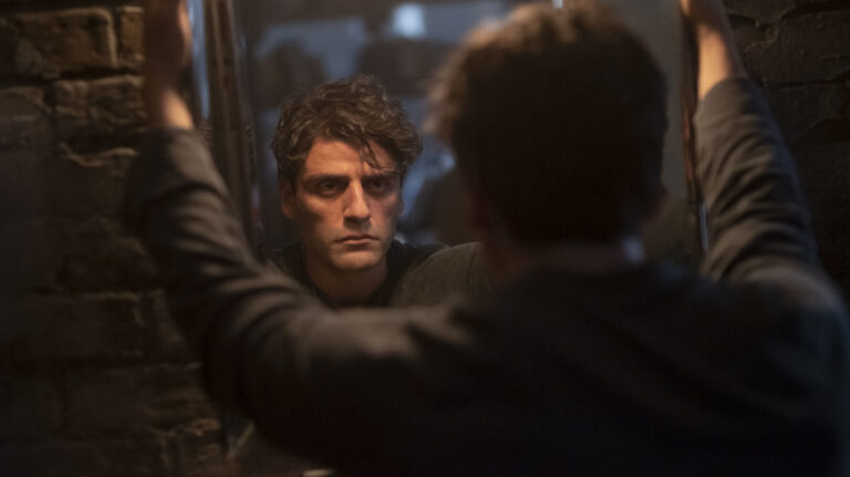 À quoi pourrait ressembler le costume de Jake Lockley Moon Knight à Oscar Isaac Isaac