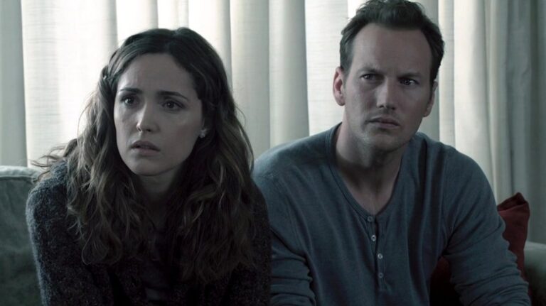 Comment regarder les films insidieux dans l'ordre