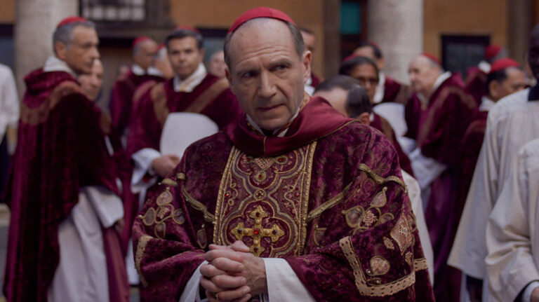 Conclave est-il basé sur une histoire vraie? L'inspiration réelle derrière le film électoral papal