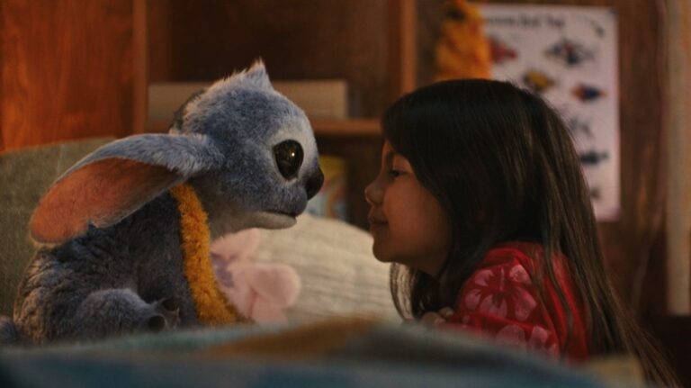 Lilo & Stitch Review: un film de famille digne, mais l'original reste inégalé