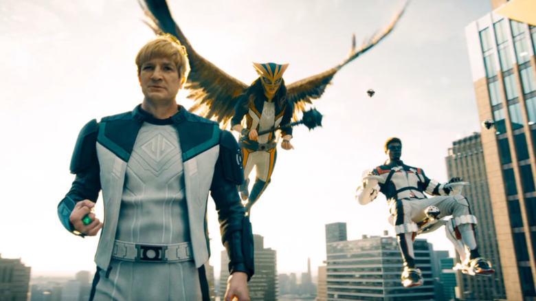 Green Lantern, Hawkgirl, et M. Trerific Floating in Metropolis in 