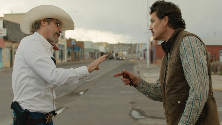 Joe Cross et Ted Garcia se présentent dans une dispute 