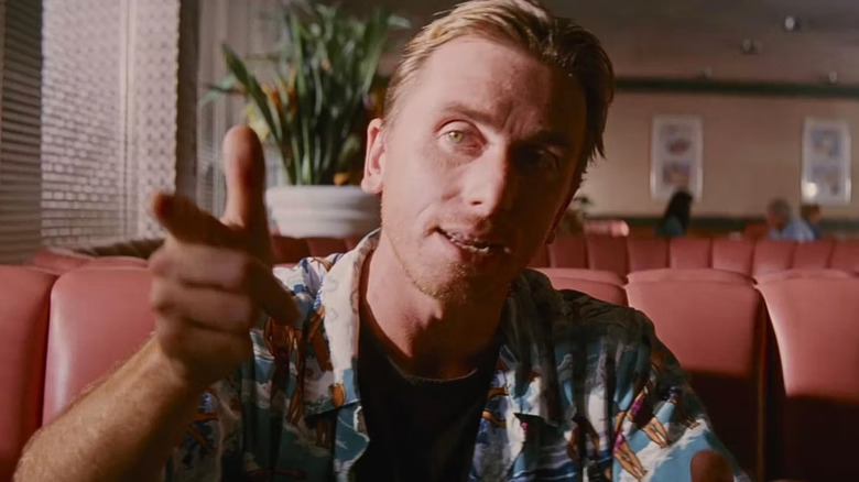Tim Roth comme citrouille pointant ses doigts dans Pulp Fiction (1994)