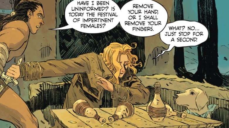 Supergirl est assis ivre à une table de taverne avec Krypto et repoussant un guerrier