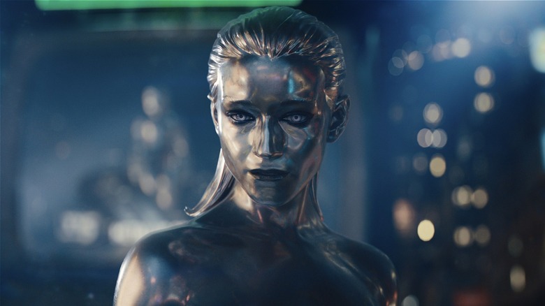 Shalla-Bal, The Silver Surfer, parlant à Terre dans The Fantastic Four: First Steps (2025)