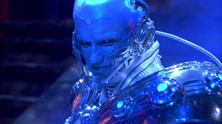 M. Freeze souriant