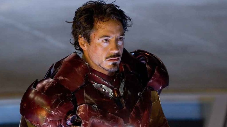 Tony Stark teste son costume