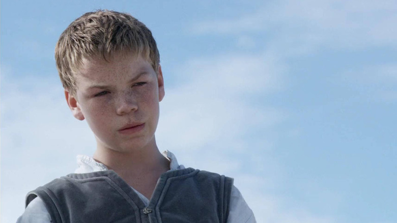 Gros plan d'Eustace (Will Poulter) dans 