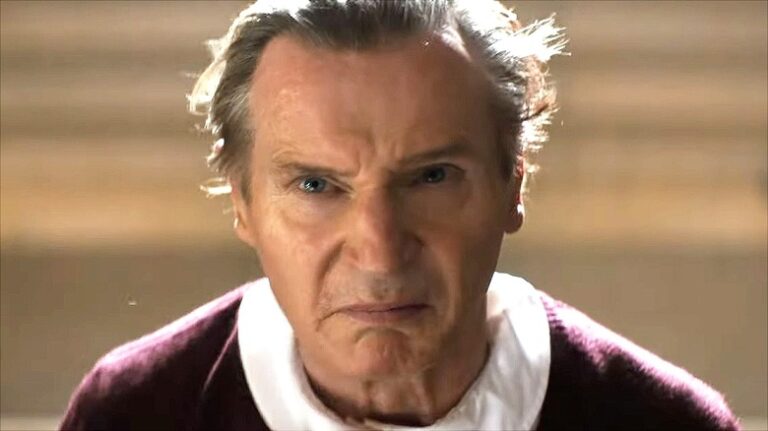 Le détail nostalgique que vous n'avez pas remarqué dans le redémarrage du pistolet nu