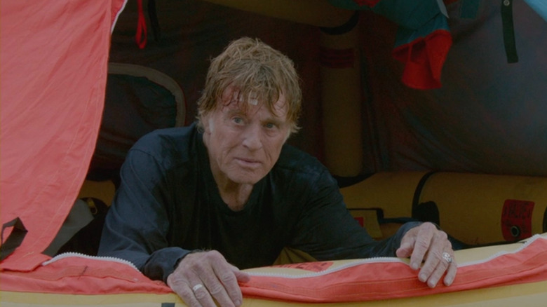 Le personnage de Robert Redford sur un radeau de vie en tout est perdu