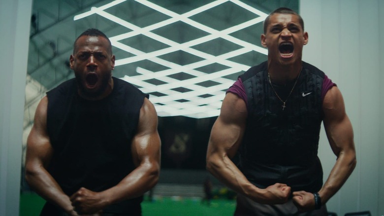 Cam et Isaiah Flex in