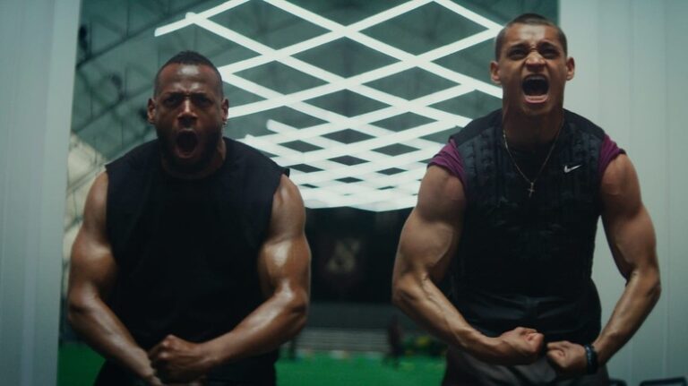 Lui: Le film d'horreur 2025 vaut-il la peine d'être regardé?