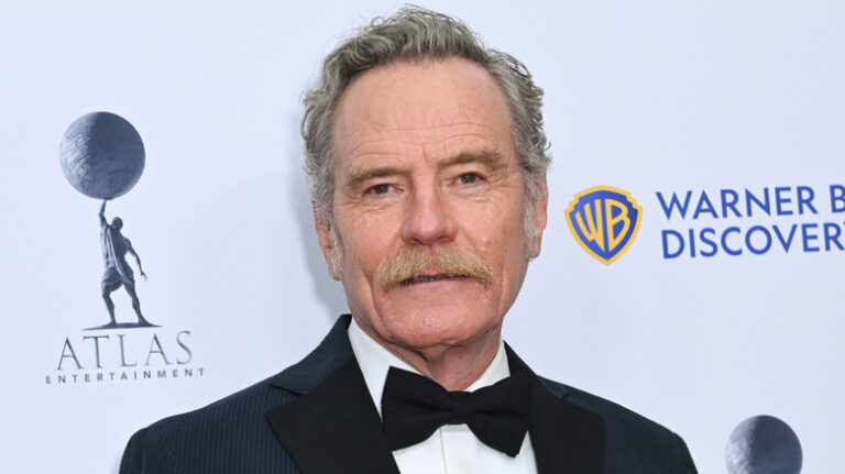 Le héros Batman que vous avez oublié Bryan Cranston de Breaking Bad a joué