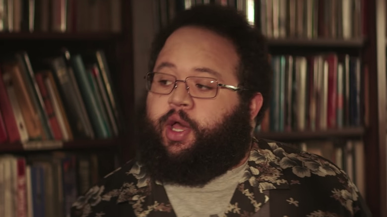 Ethan à la librairie dans You