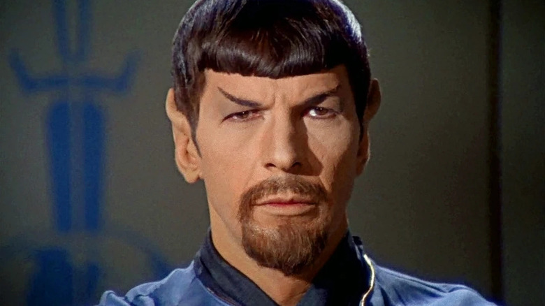 Mirror Spock louche dans Star Trek