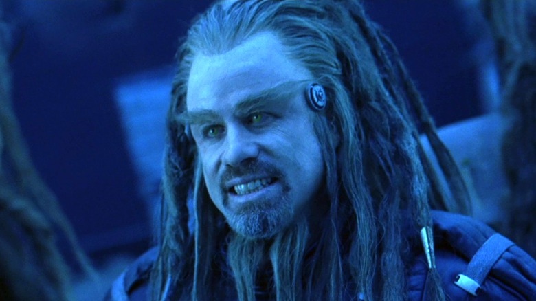 Terl grimaçant dans Battlefield Earth