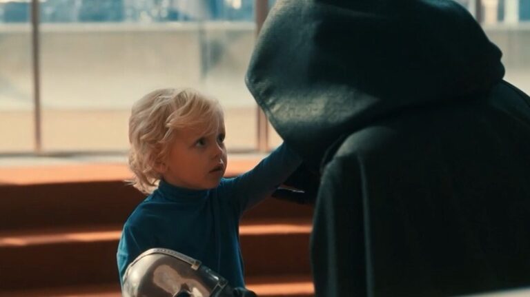 Doomsday aurait trois passagers cachés