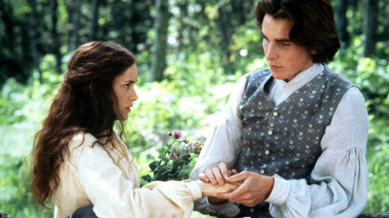 L'adaptation cinématographique d'un roman classique de Christian Bale et Winona Ryder est diffusée sur Netflix