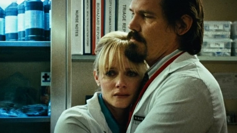 William embrasse les blouses blanches des Dakota