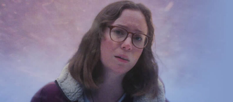 Le teaser officiel arrive pour « Sexe et mort chez les adolescentes au Camp Miasma »