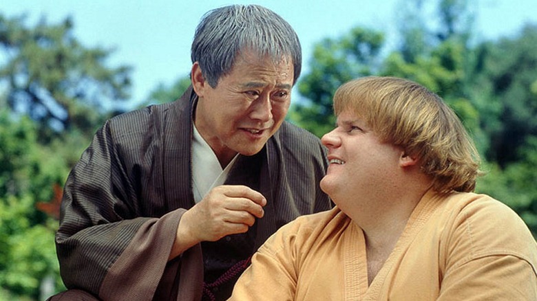 Soon-Tek Oh et Chris Farley dans Beverly Hills Ninja