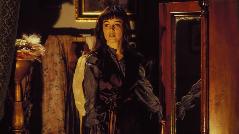 Christine Day a l'air suspecte