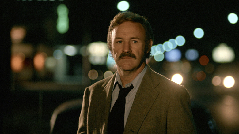 Harry Moseby erre dans une nuit sombre dans Night Moves (1975)