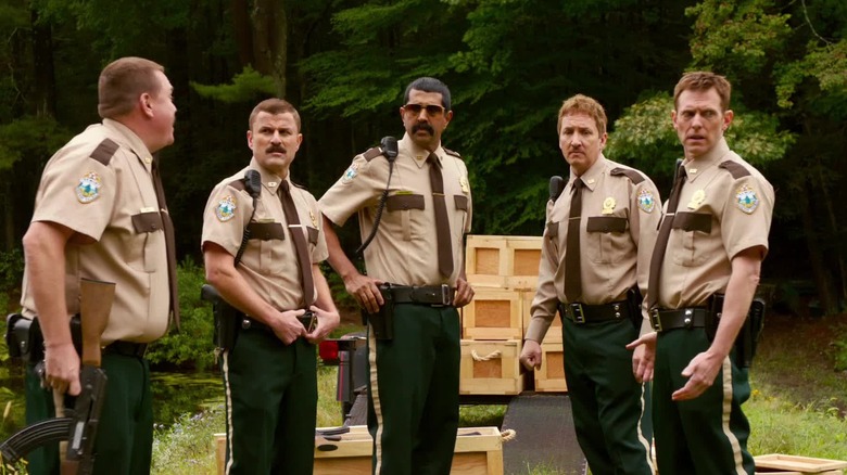 Les personnages principaux de Super Troopers 2 (2018)