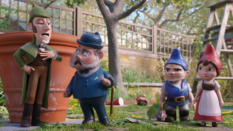 Sherlock Gnomes et Watson rencontrent Gnomeo et Juliet dans 