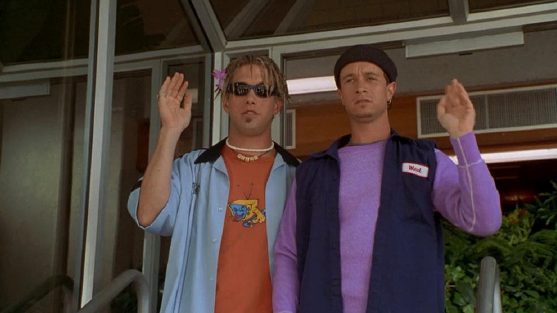 Doyle et Bud se disent au revoir au Bio-Dôme (1996)