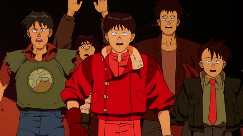 Shōtarō Kaneda et The Capsules semblent choqués