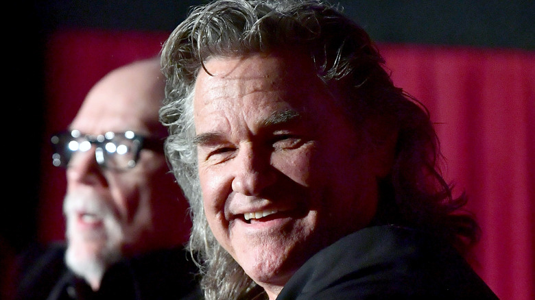 Kurt Russell en riant