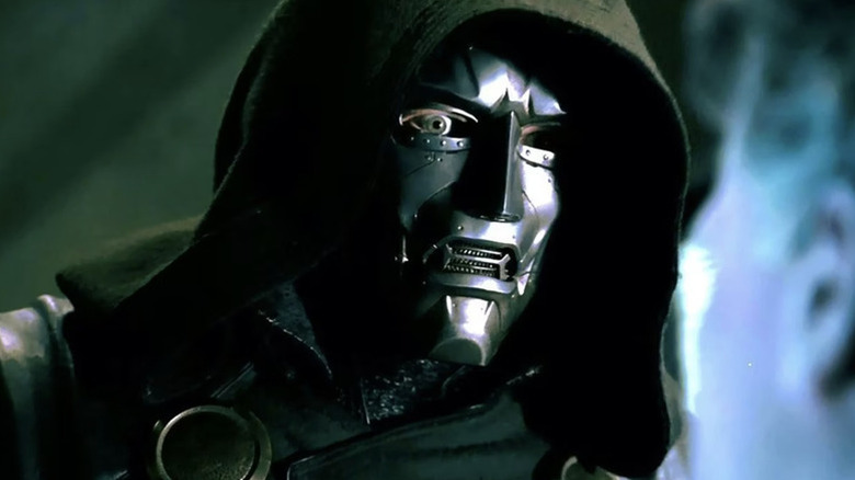 Docteur Doom portant un masque dans Les Quatre Fantastiques