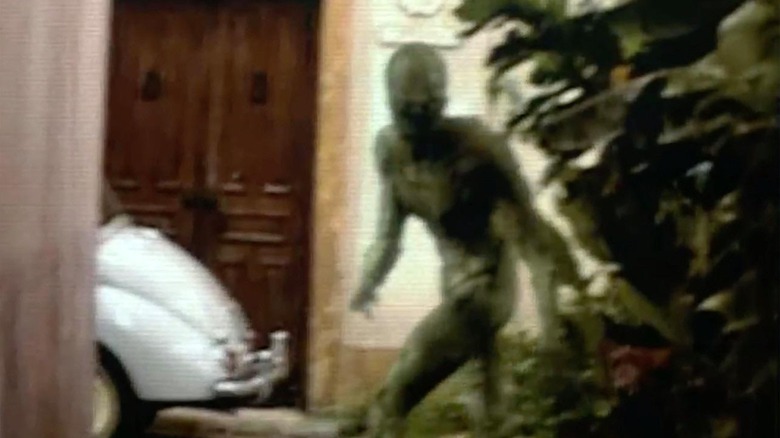 Images de caméra d'un extraterrestre dans 