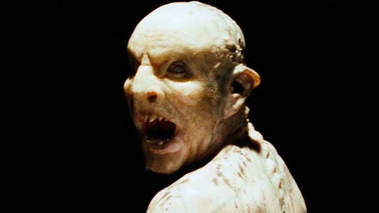 Un robot qui grogne dans The Descent