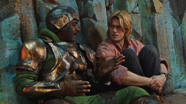 Le prince Adam et l'homme d'armes discutent 