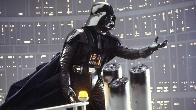 Dark Vador tend la main à Luke dans L'Empire contre-attaque