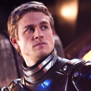 Charlie Hunnam a une condition pour revenir pour Pacific Rim 3
