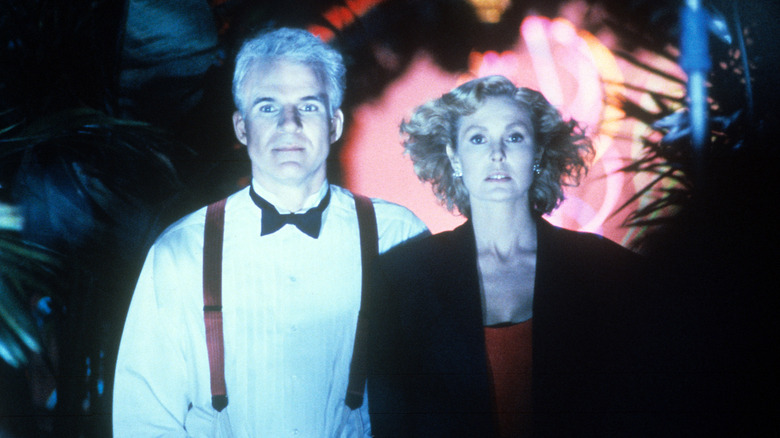Harris et Sara baignés dans une lumière vive dans LA Story (1991)