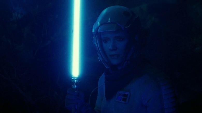 Leia vieillie numériquement dans un flashback de Star Wars : L'Ascension de Skywalker (2019)
