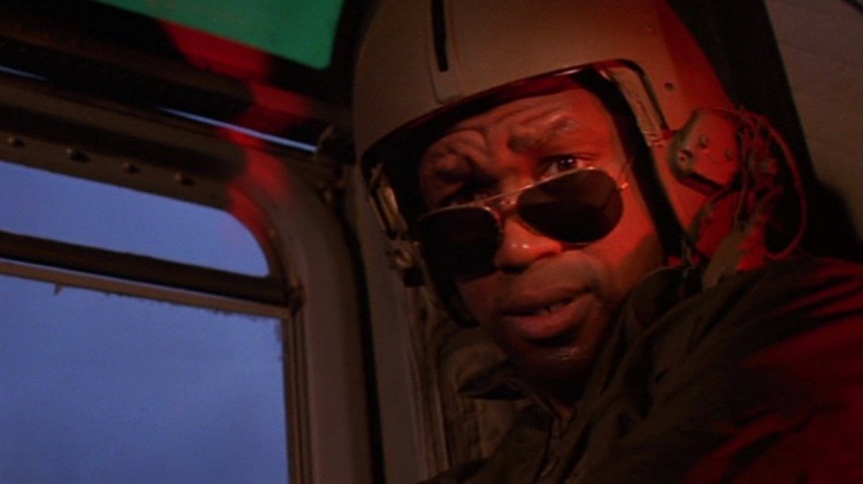 Kevin Peter Hall dans Predator (1987)