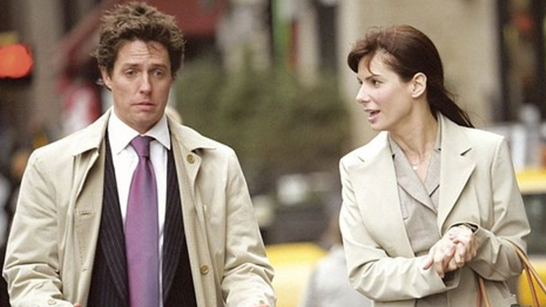 Lucy et George entrent et discutent "Préavis de deux semaines"