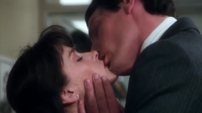 Superman et Lois Lane s'embrassant dans Superman II