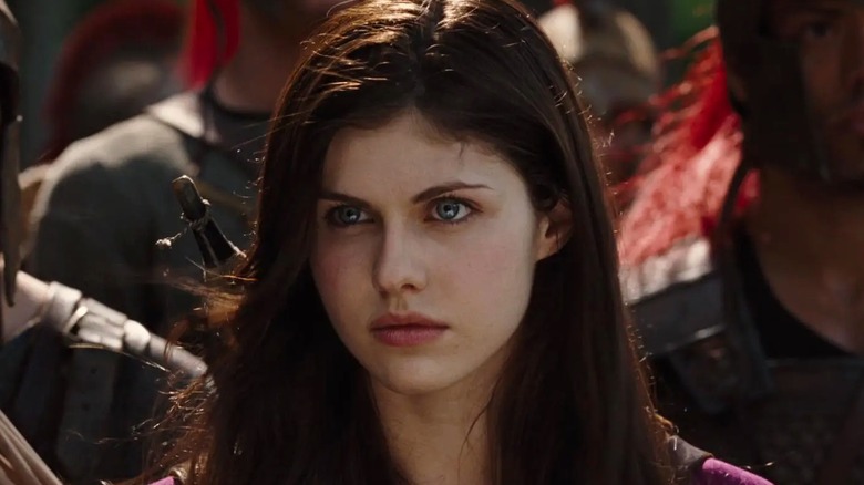 Annabeth Chase semble concentrée dans Percy Jackson & The Olympians: The Lightning Thief