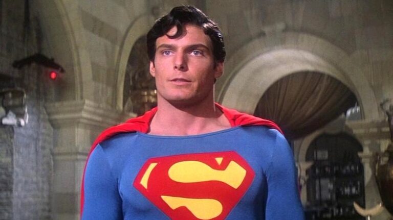 Superman : la terrible fin du voyage dans le temps du film est bien meilleure avec cette théorie de DC Comics